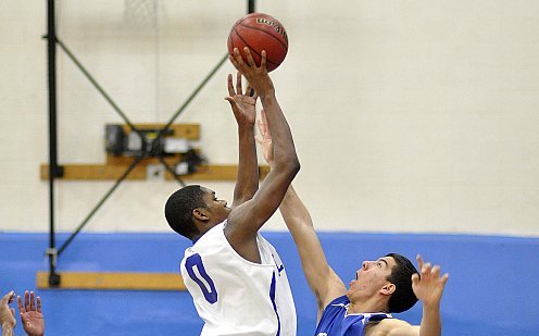 Falcons Drop Heartbreaker to Rivier College 79-78