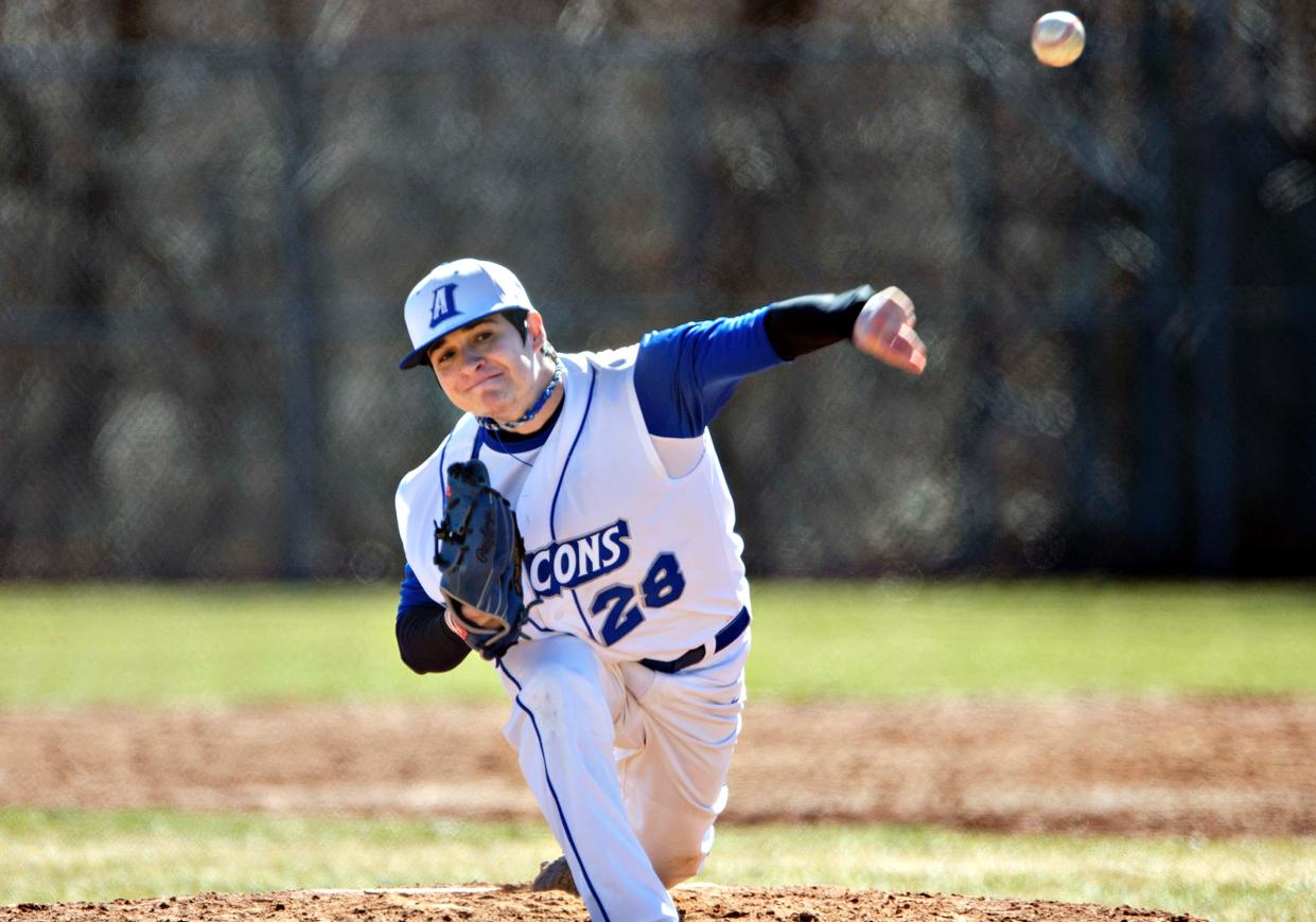 Baseball Sweeps a Doubleheader Versus Alfred State in South Carolina