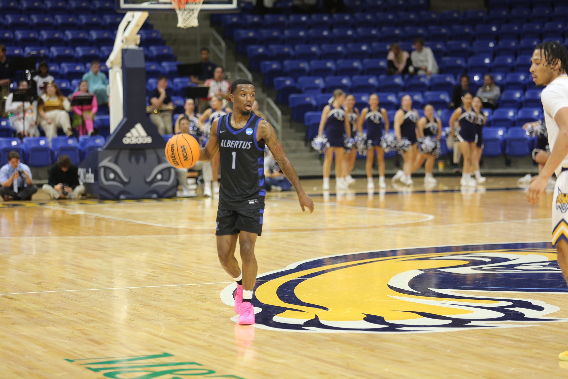 Daniels Scores 26, But Men's Basketball Drops Close Overtime Game To Franklin And Marshall