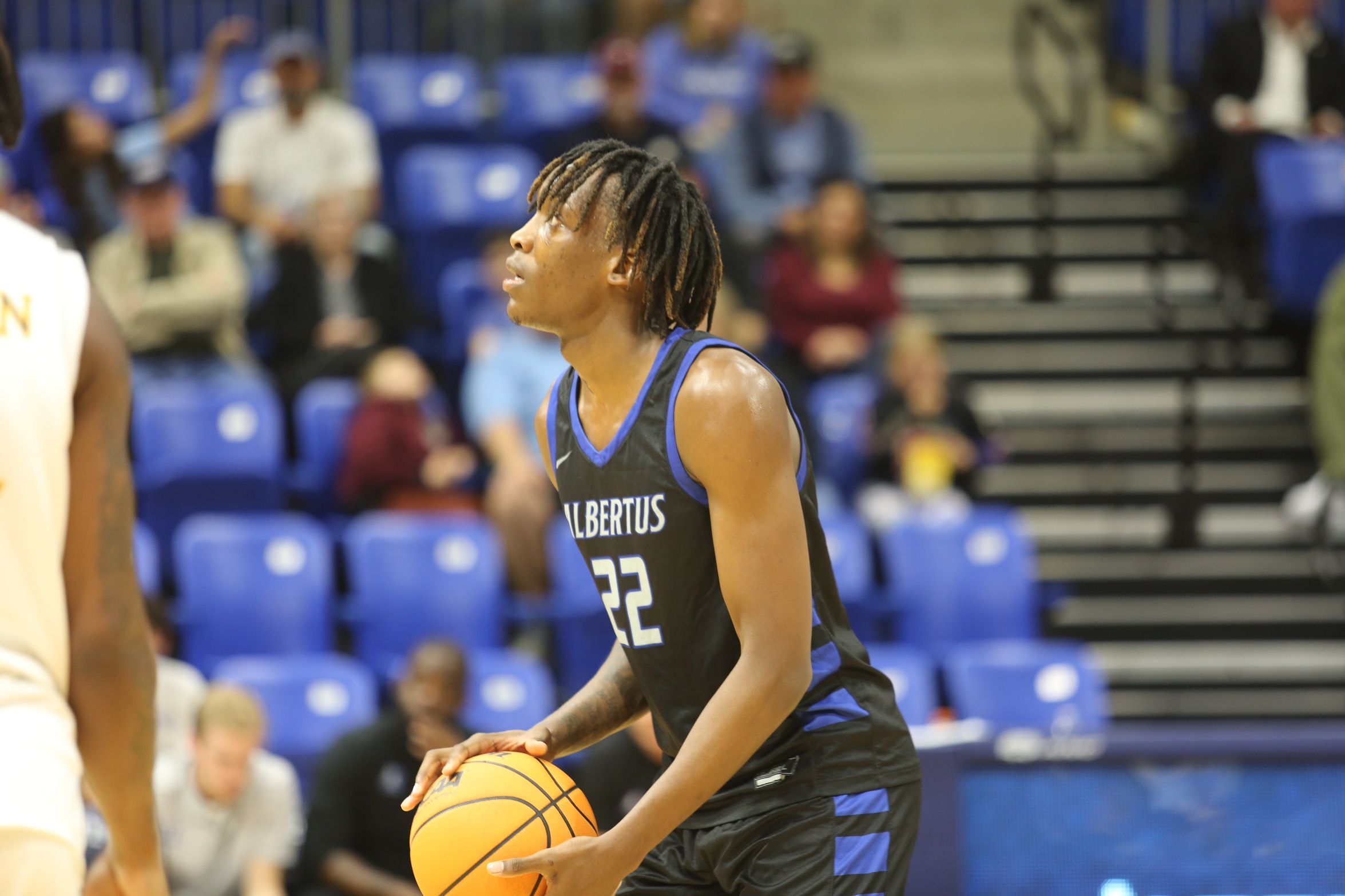 Men's Basketball Drops First GNAC Matchup at Lasell