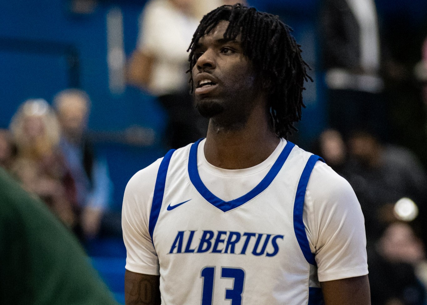 Earl Fuels Men's Basketball To Fifth Straight Win In Victory Over Sarah Lawrence