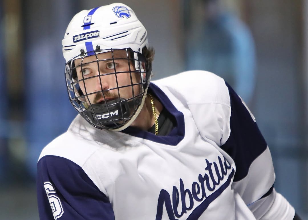 Bertamini Scores Game-Winner; Lozinski Scores Twice As Men's Ice Hockey Beats Post