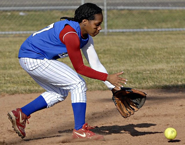 Falcons Drop Doubleheader to Johnson and Wales