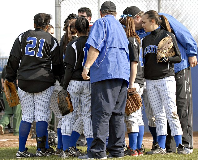 Falcons End Season with 18-4 Win Over New Rochelle