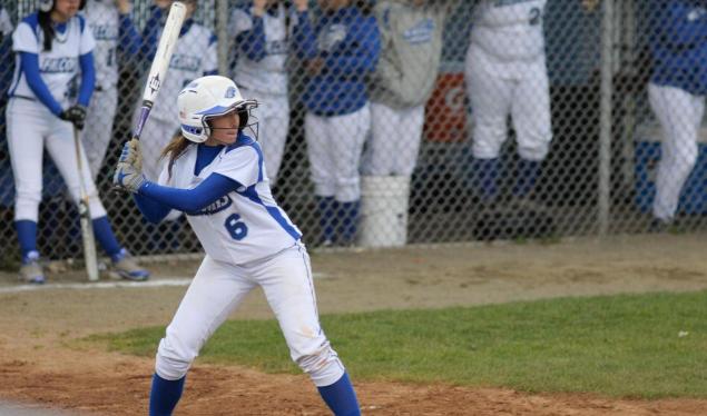 Falcons Softball Drops 4-1 Decision to Wesleyan