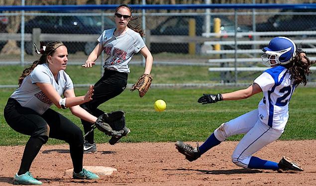 Falcons Advance in GNAC Tournament