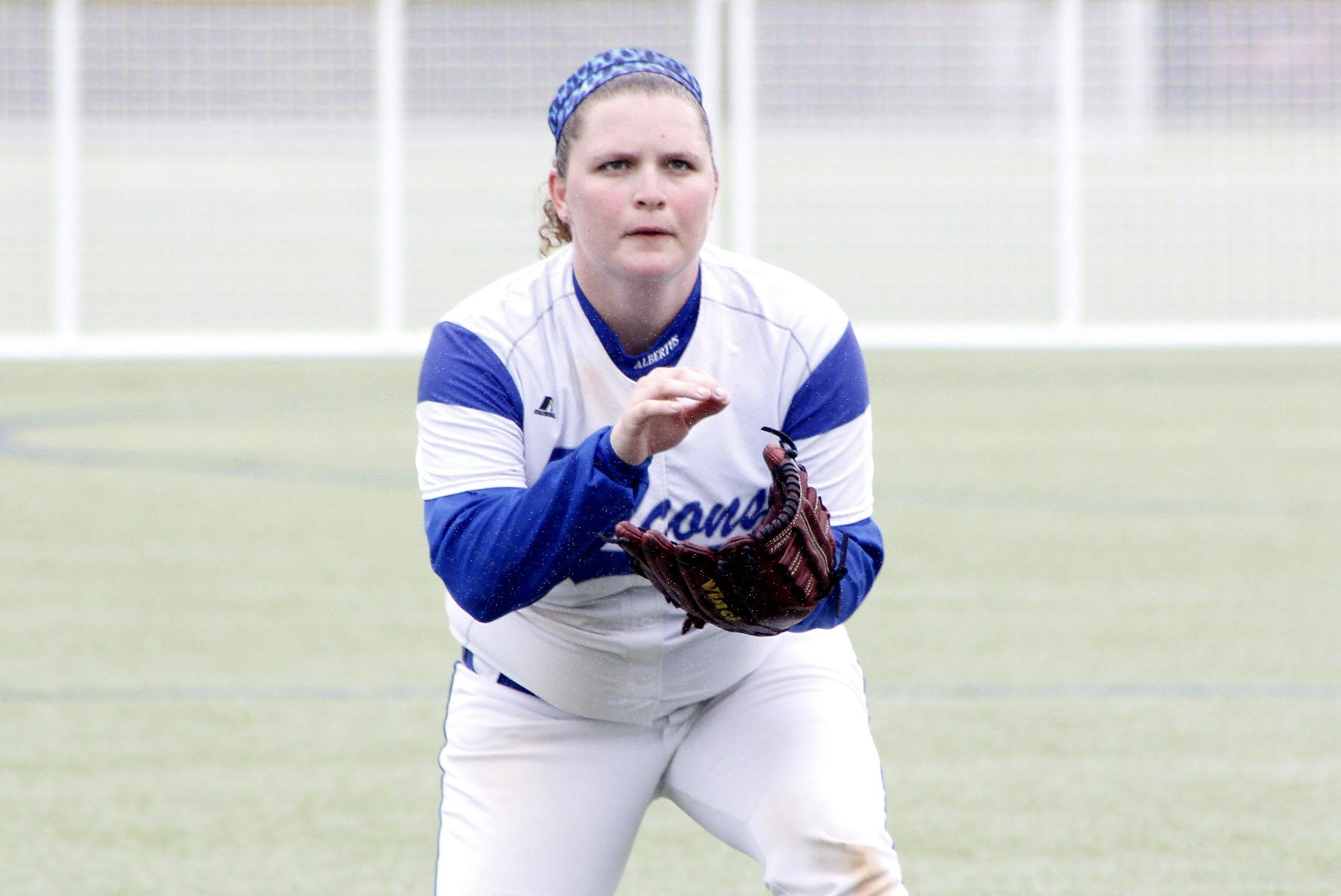 Softball Splits a Home Doubleheader Versus Mt. St. Vincent