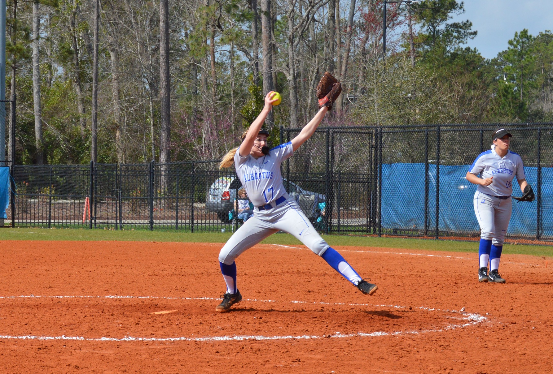 Softball Continues Hot Streak; Sweeps Norwich in GNAC Twinbill