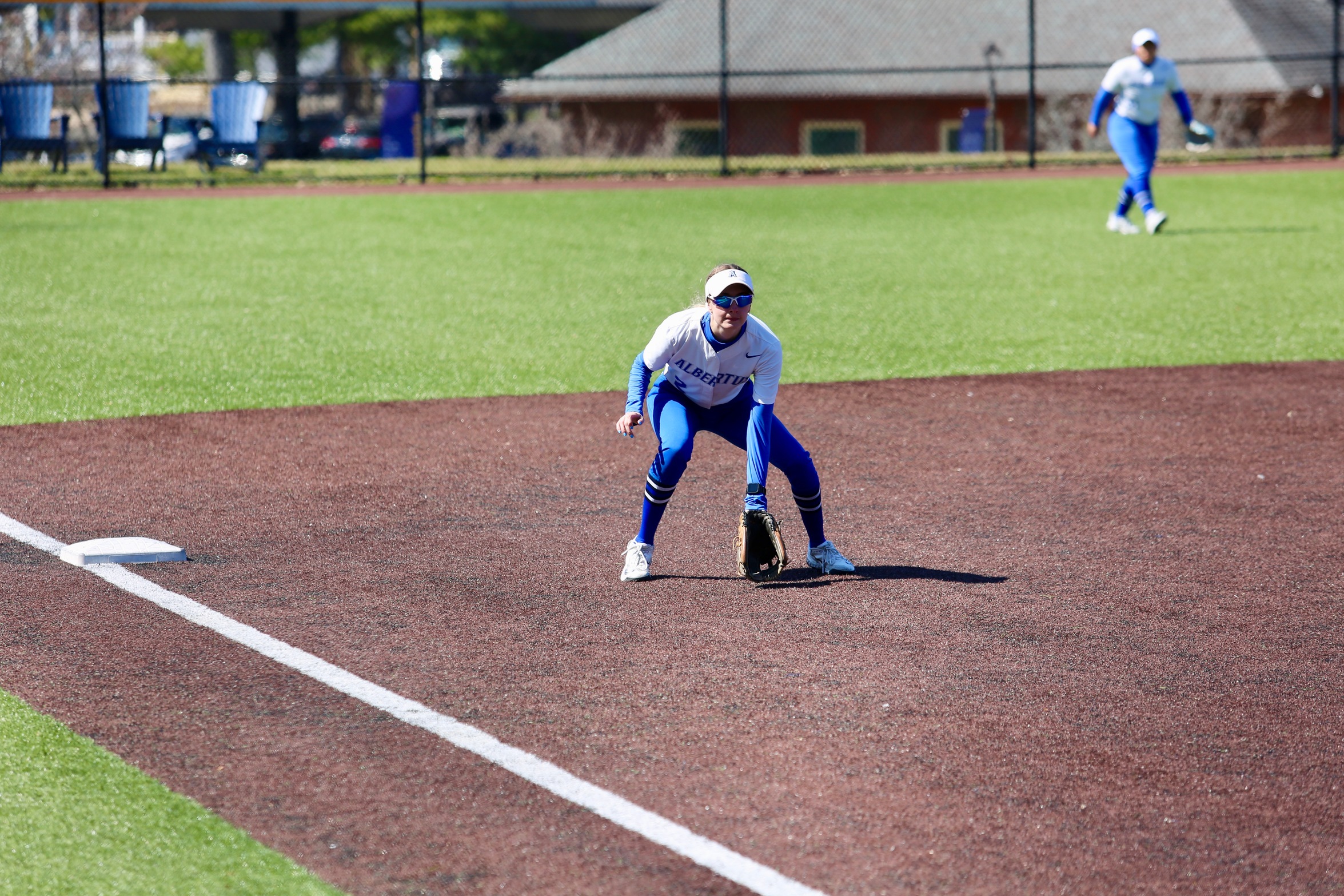 Softball Loses Non-Conference Game To Manhattanville