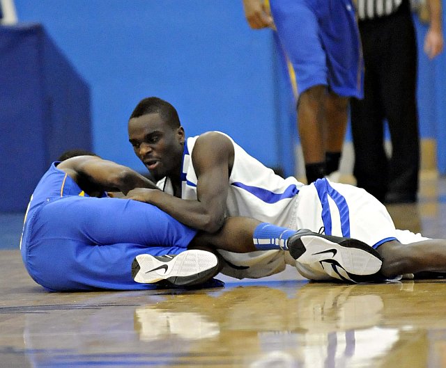 Falcons Drop Heartbreaker to St. Joseph's College (ME) 86-83
