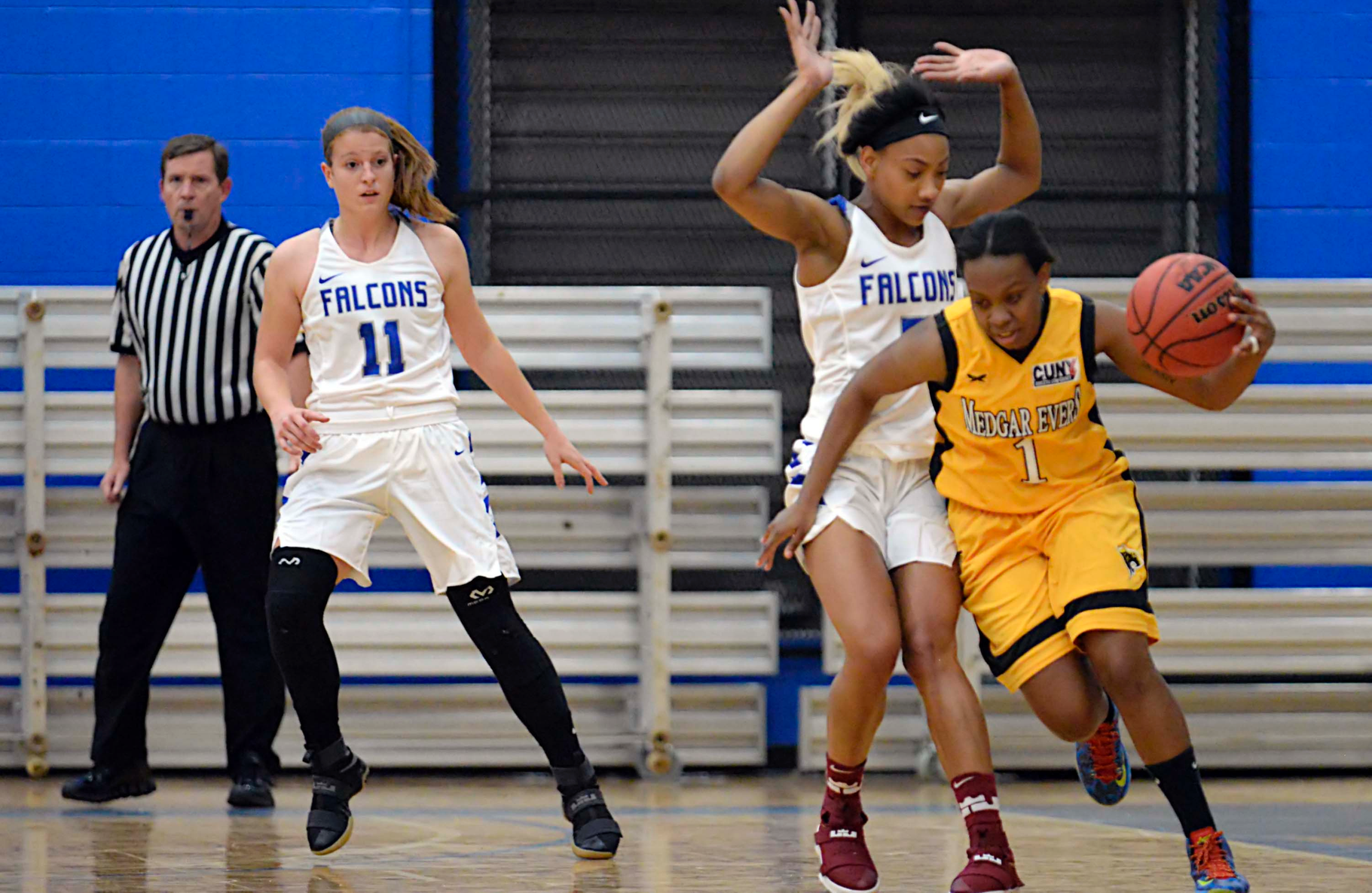Photo by: Ron Waite/Photosportacular