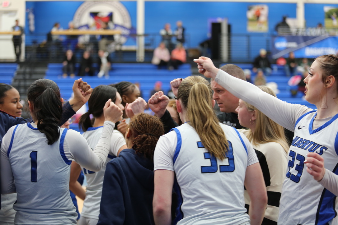 Women's Basketball Bows Out In GNAC Semifinals To SJC