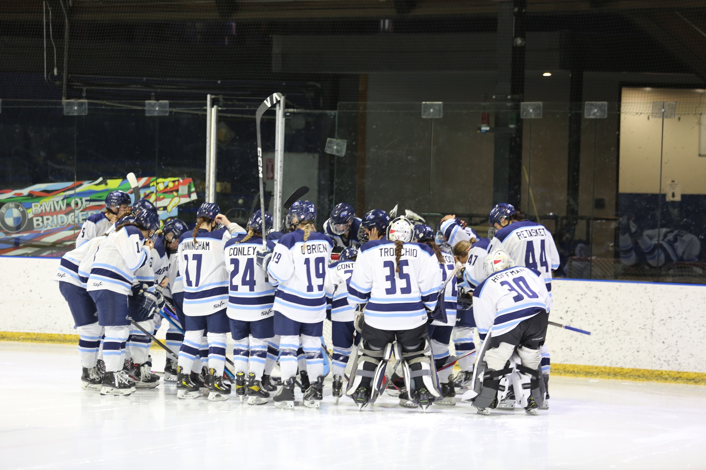 Martin's Late Heroics Give Women's Ice Hockey Sweep Of Salem State In Regular Season Finale