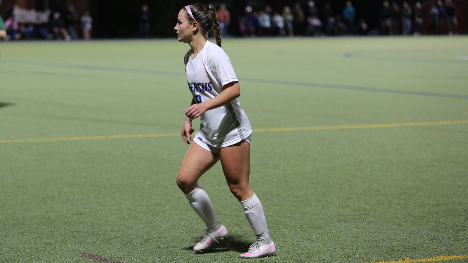 Women's Soccer Egded Wentworth After Tsakonas Nets Game-Winner