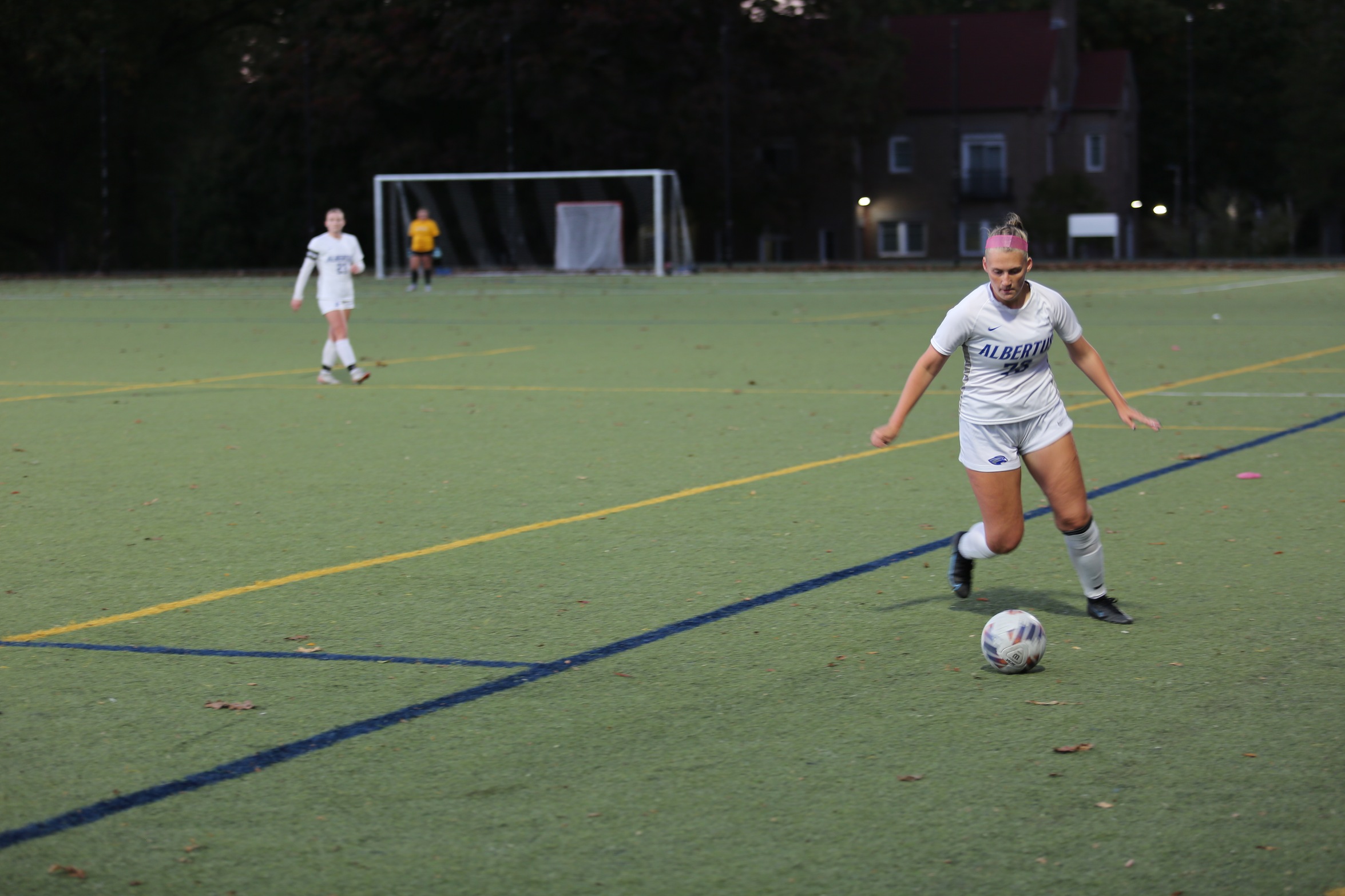 Women's Soccer Falls In Final Minutes To Wentworth