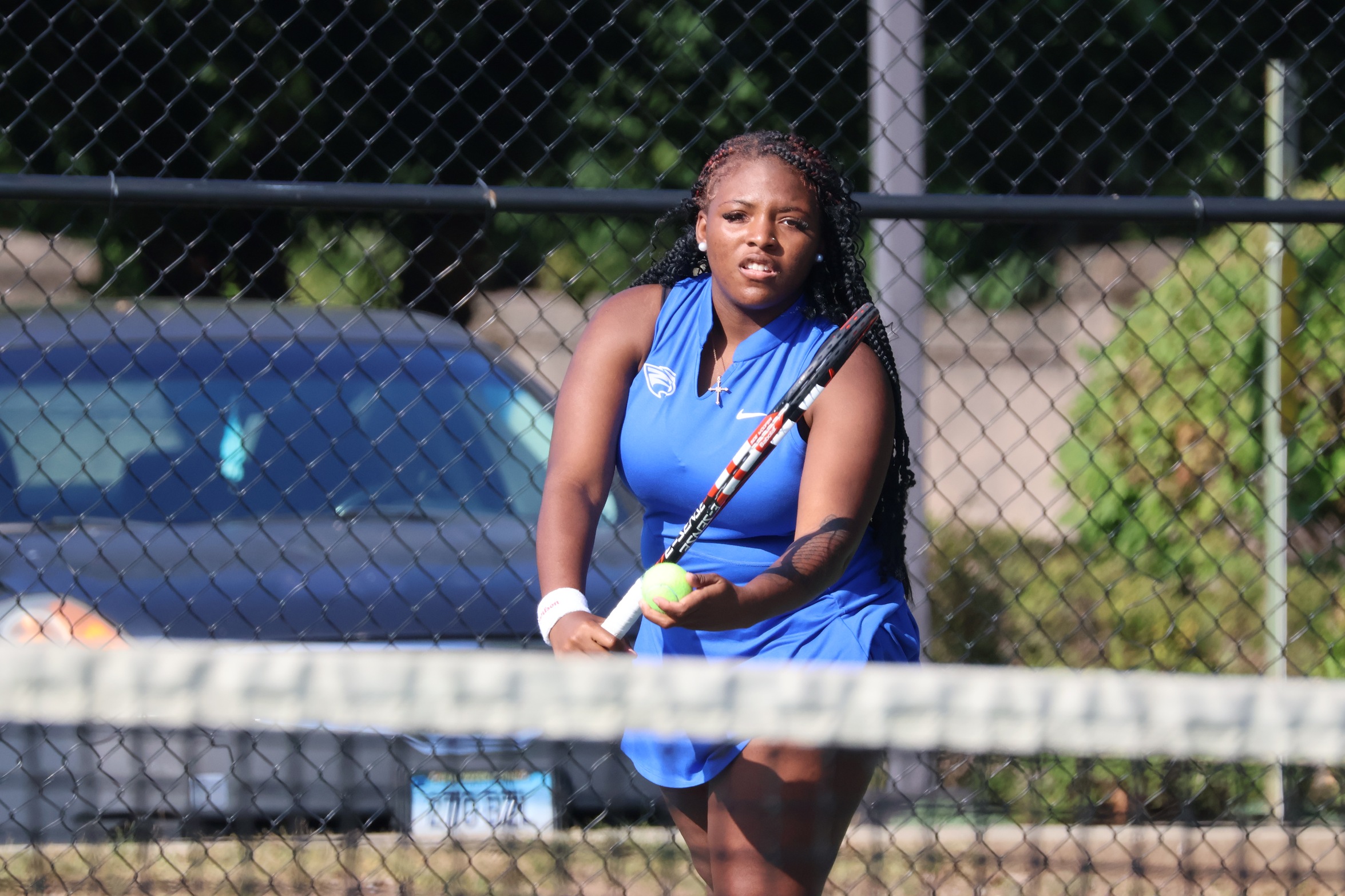 Women's Tennis Split Singles Matches, But Drop Match To Sarah Lawrence