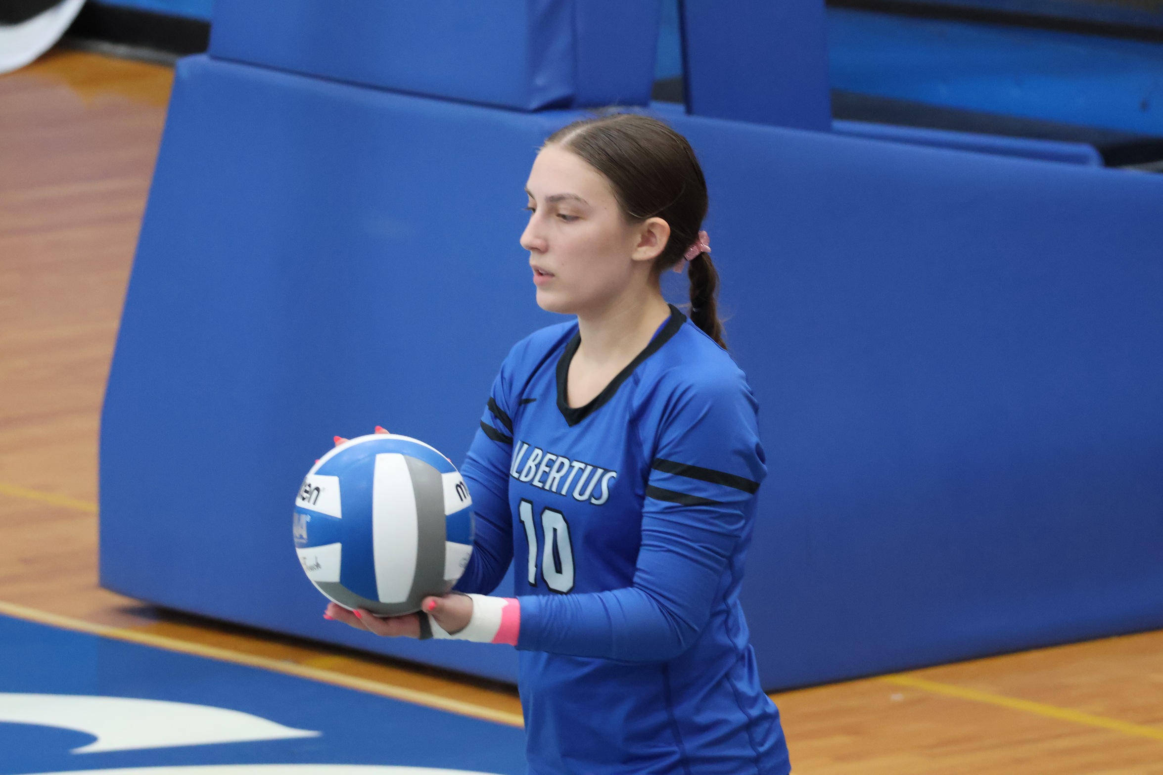 Albertus Volleyball Tops Elms, Old Westbury In Tri-Match
