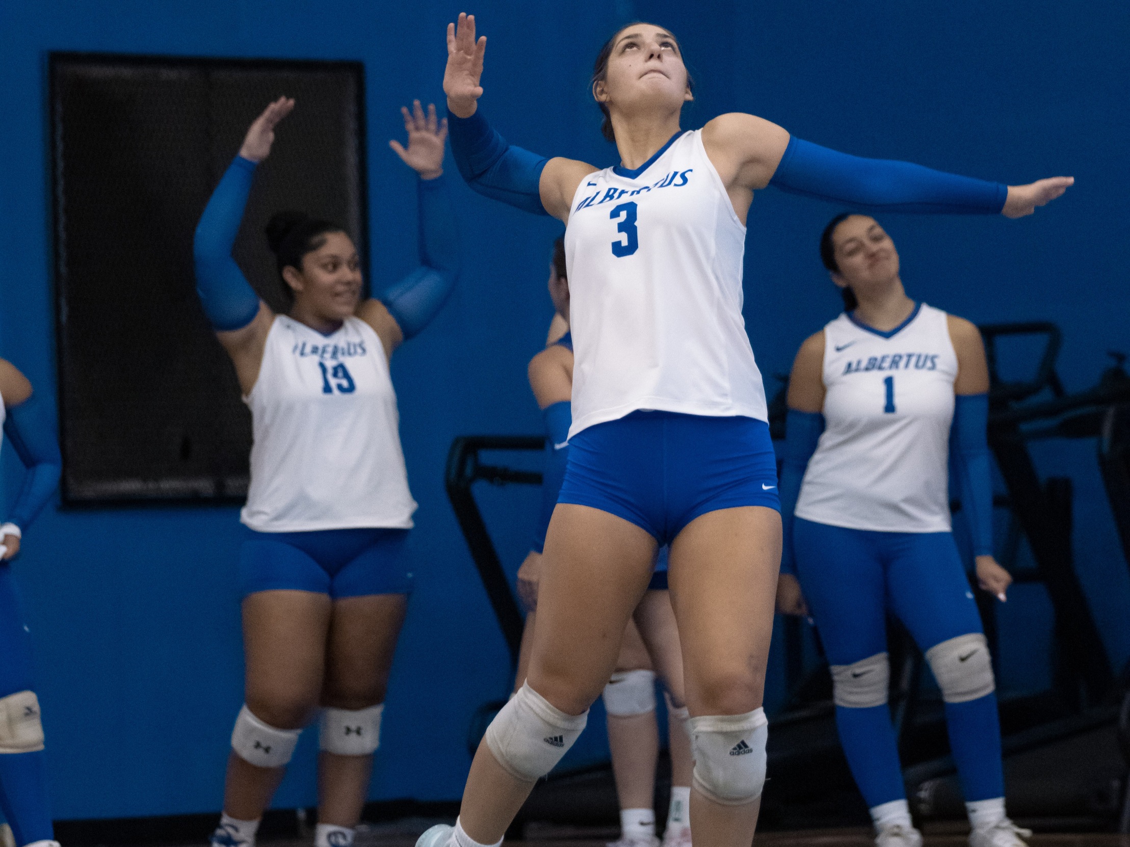 Volleyball Drops Both Ends Of Tri-Match To SJLI and Centenary